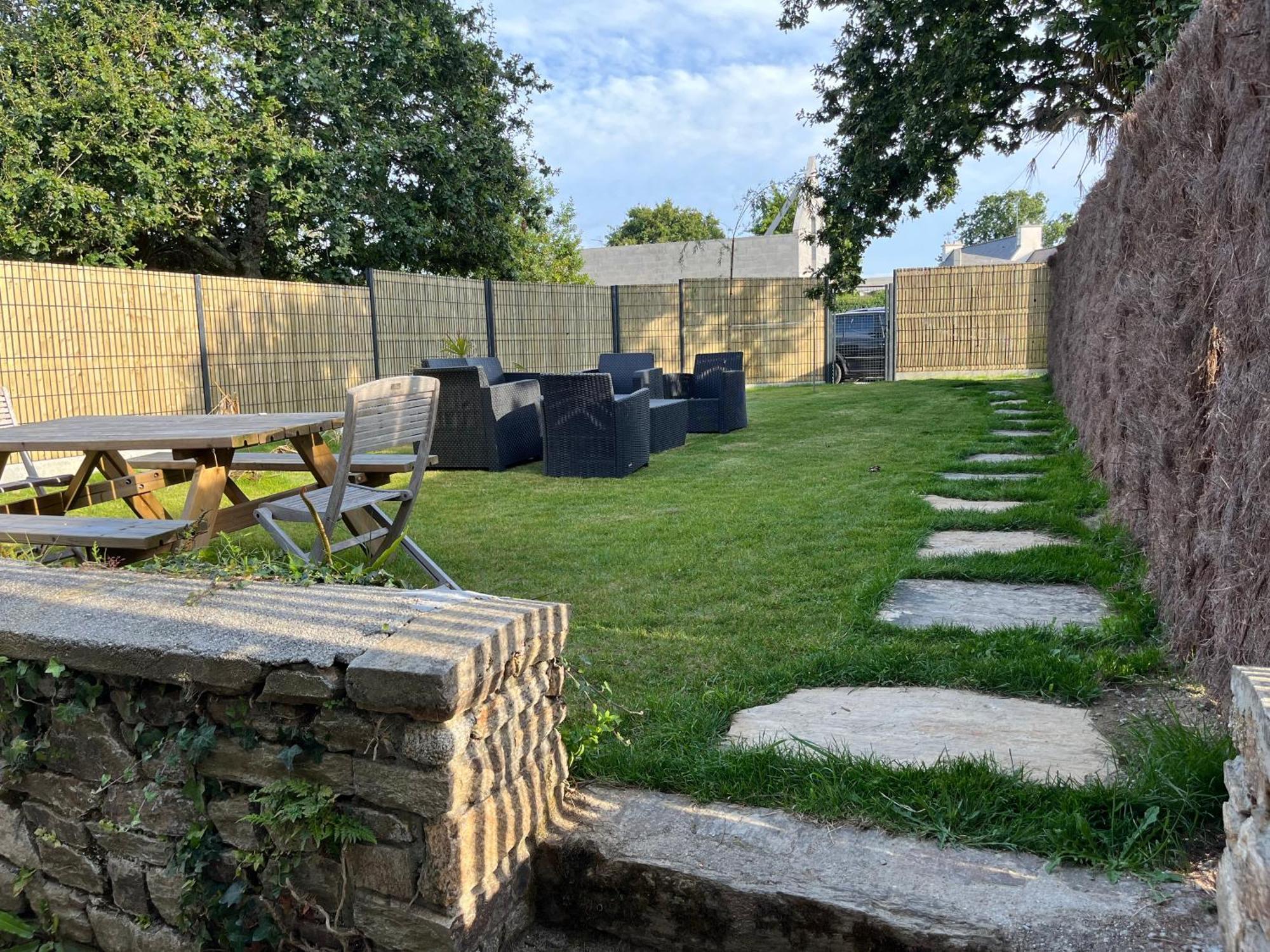 Maison Bretonne Typique Des Oiseaux A Beg Meil Hébergement de vacances